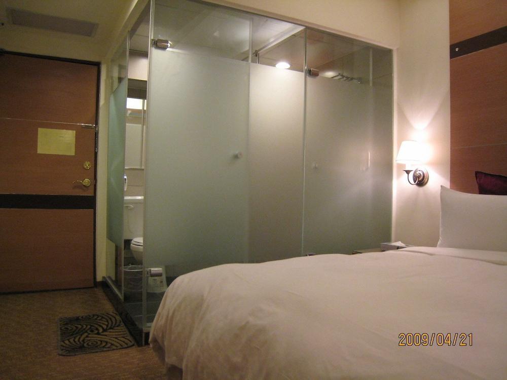 Hotel Purple Garden à Taipei Extérieur photo