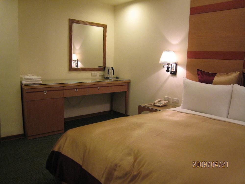 Hotel Purple Garden à Taipei Extérieur photo