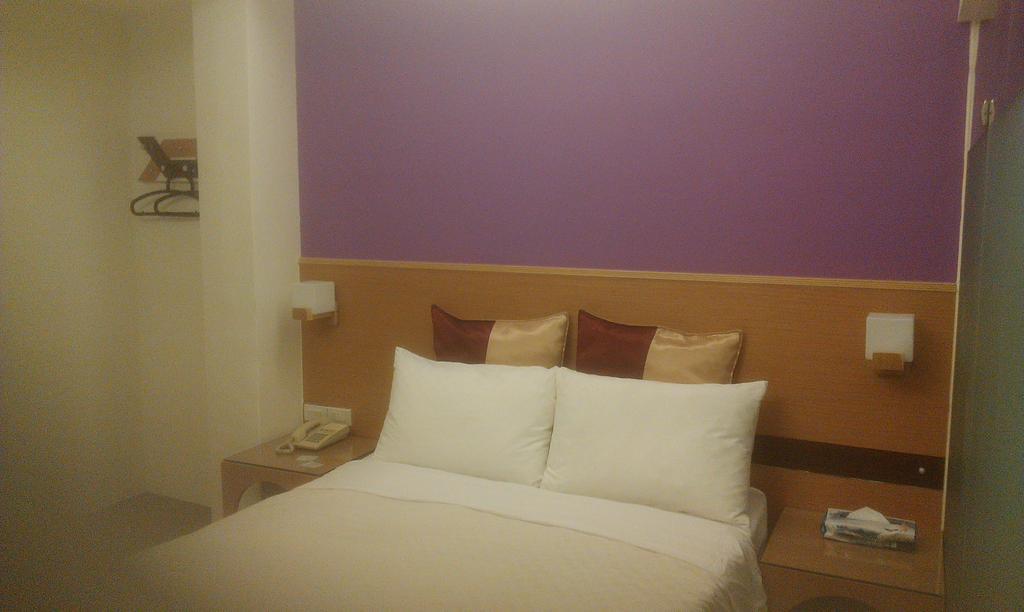 Hotel Purple Garden à Taipei Extérieur photo