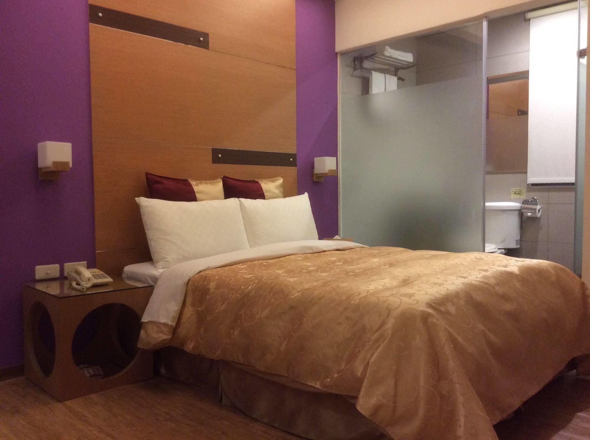 Hotel Purple Garden à Taipei Extérieur photo