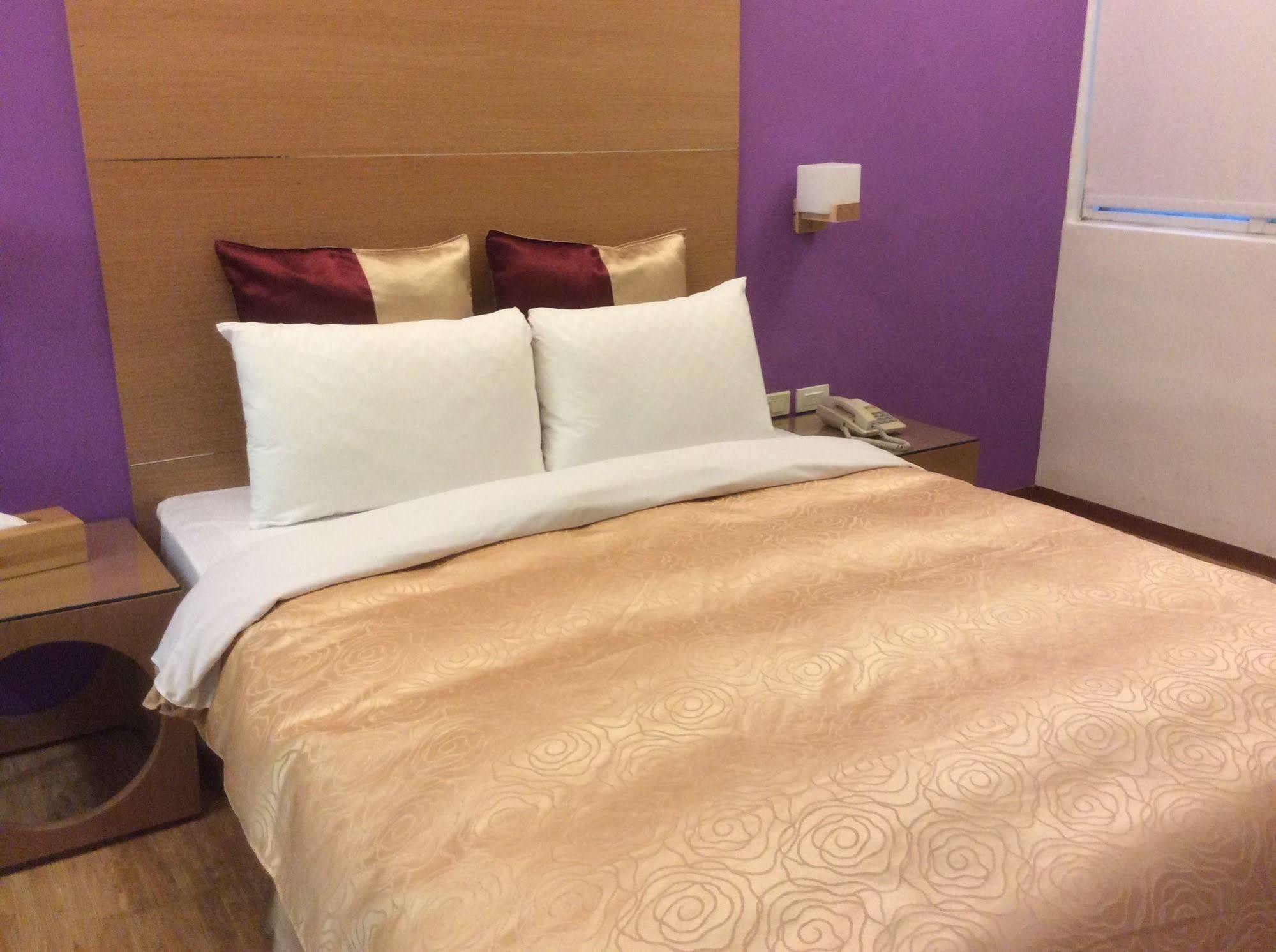 Hotel Purple Garden à Taipei Extérieur photo
